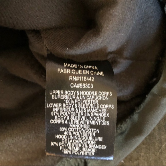 Insulated and hooded 1/2 zip jacket by Dravus - Picture 9 of 9